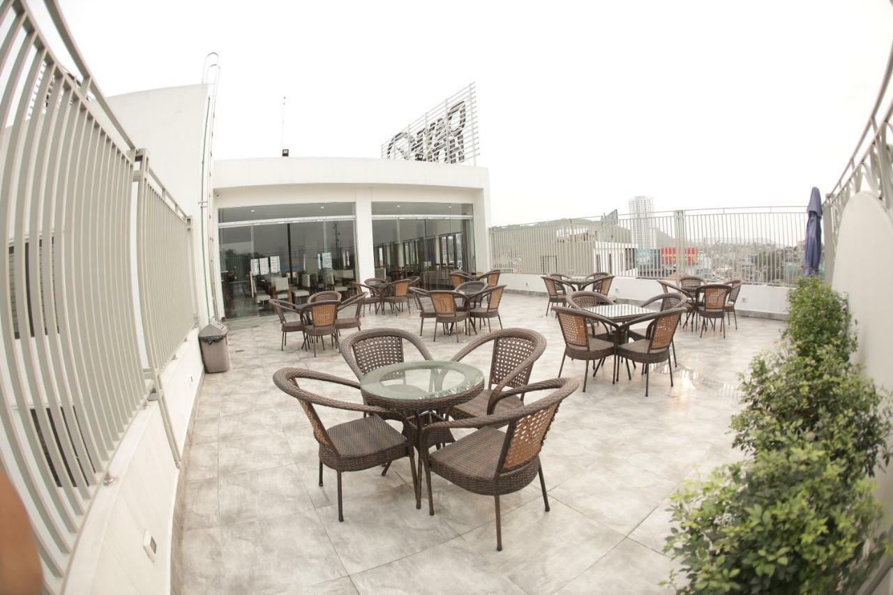Dayth Hotel Ha Long Esterno foto