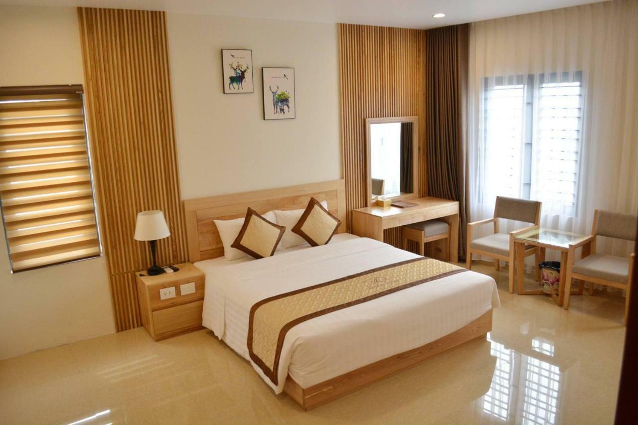 Dayth Hotel Ha Long Esterno foto