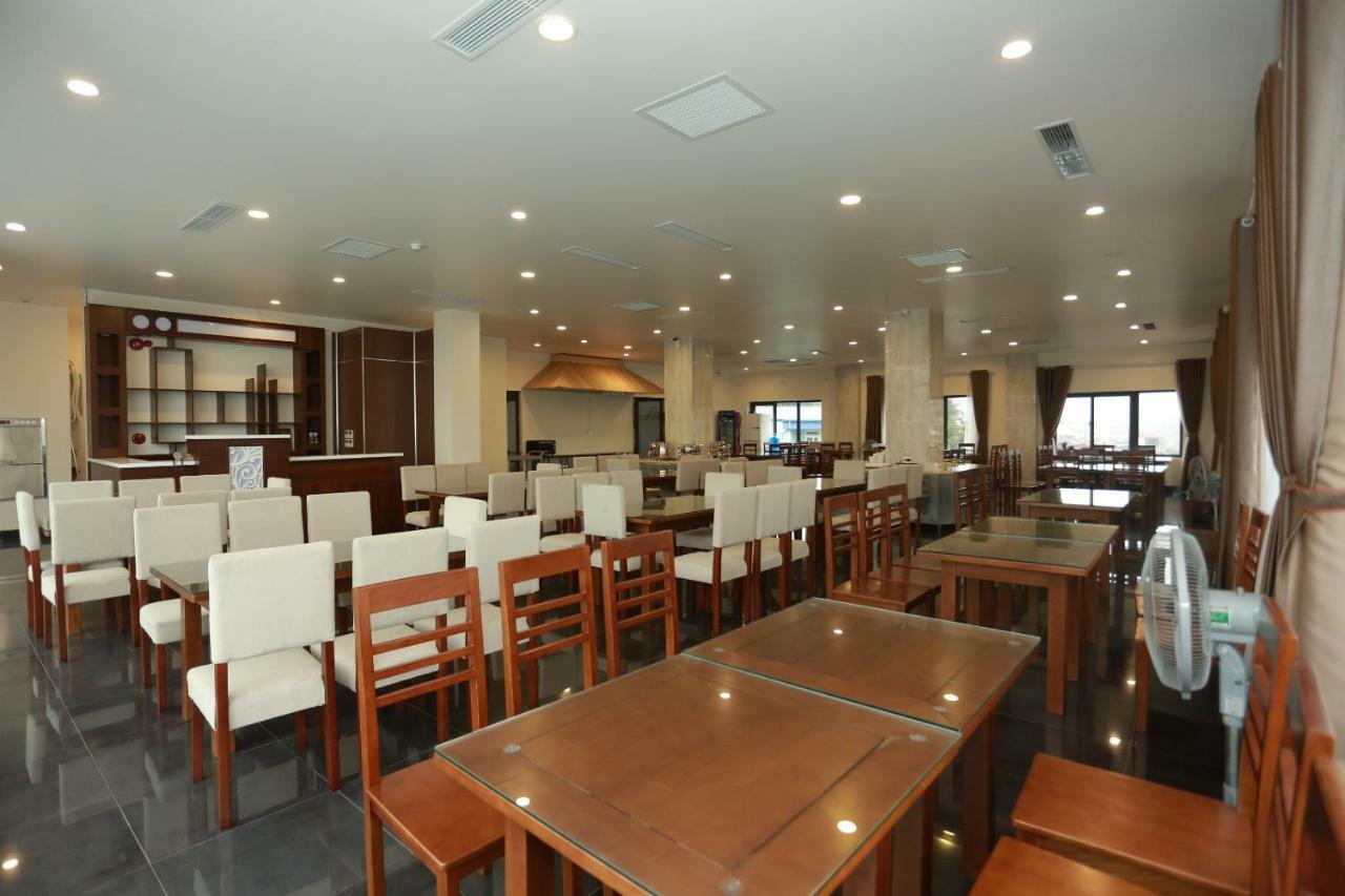 Dayth Hotel Ha Long Esterno foto