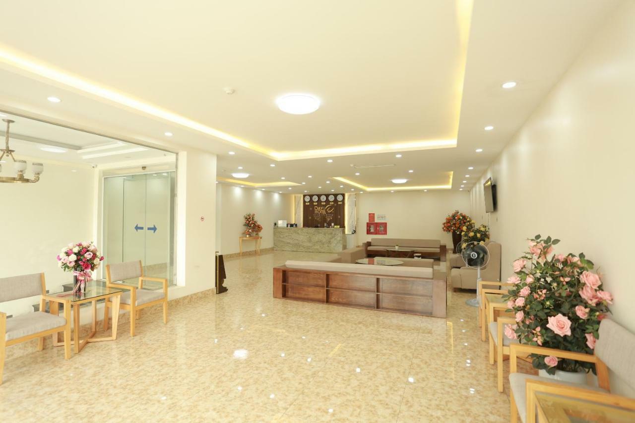 Dayth Hotel Ha Long Esterno foto