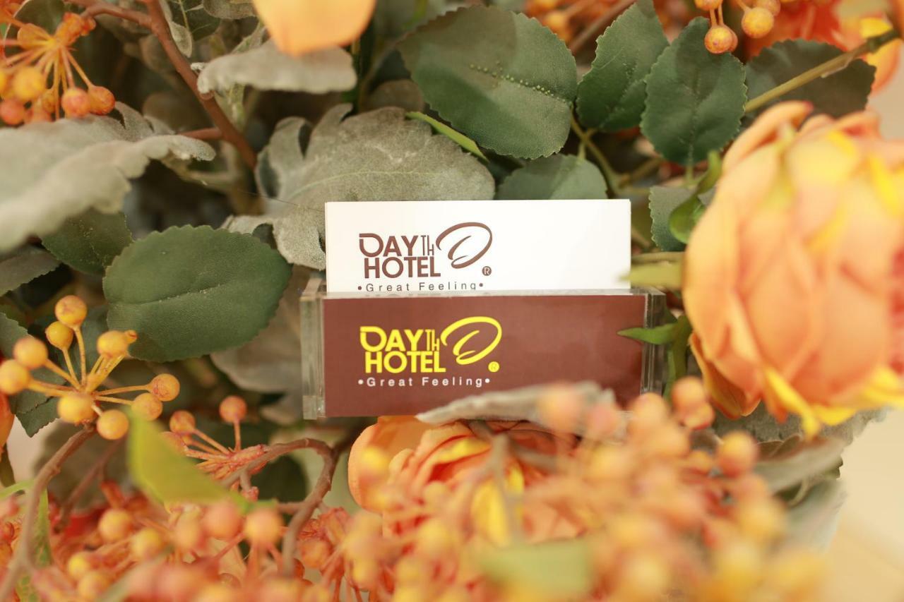 Dayth Hotel Ha Long Esterno foto